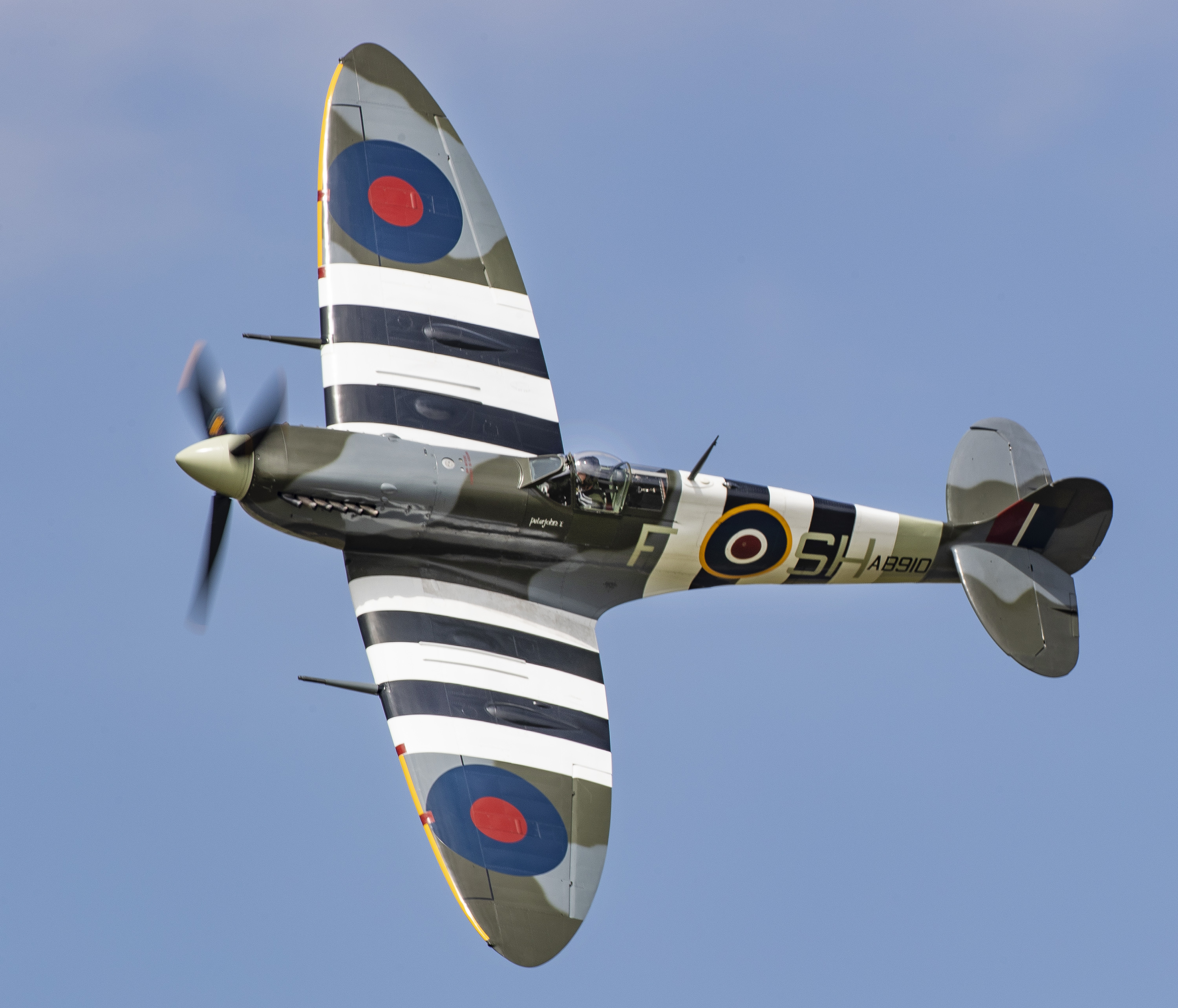 Spitfire Mk Vb AB910 flying.
